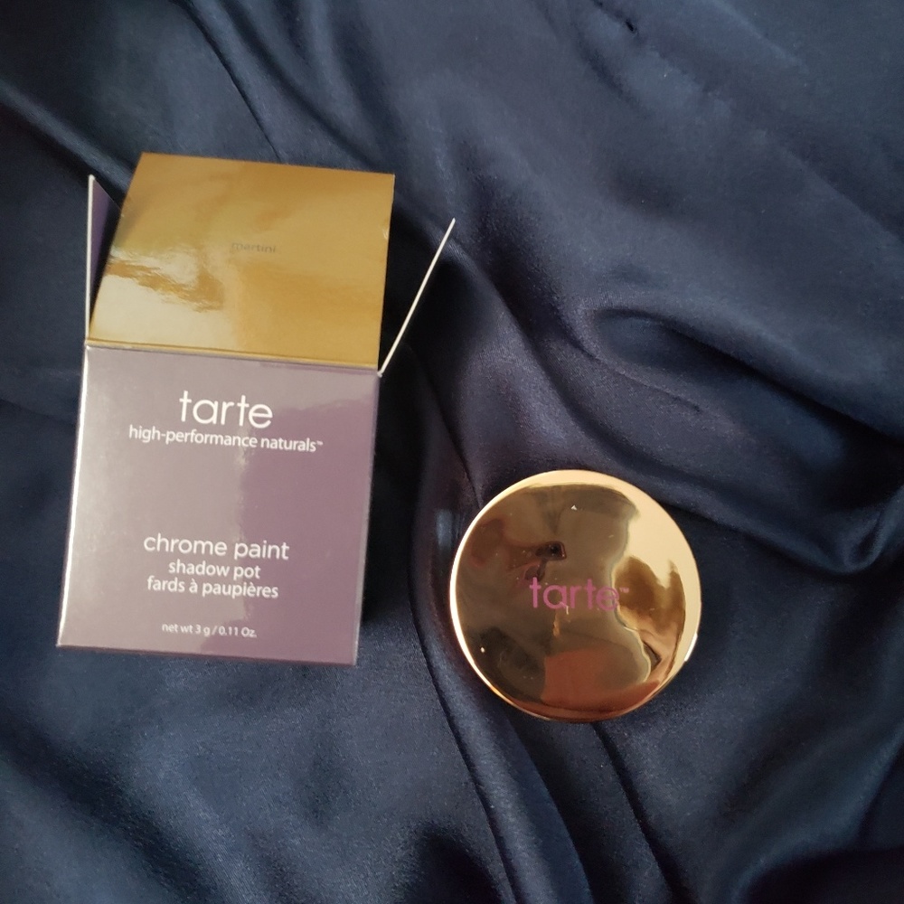 Tarte chrome paint shadow pot